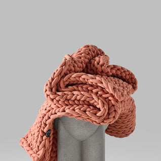 Chunky Knit Weighted Blanket UK 7kg - Luxury Hand-Woven Throw, Cosy Textured Blanket, Deep Sleep Anxiety Relief