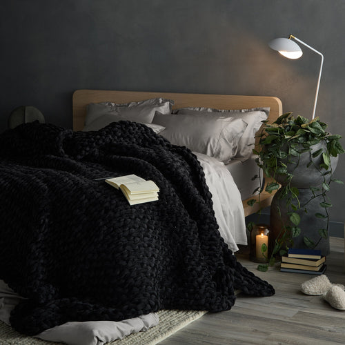 Mega Knit Weighted Blanket UK 9kg - Oversized Chunky Hand-Woven Throw, Luxury Statement Blanket, Deep Pressure Therapy